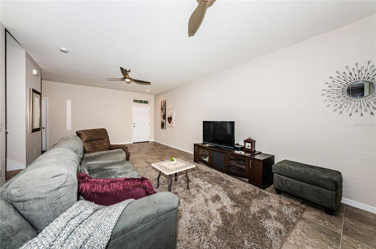 5225 5th Way N, Saint Petersburg, FL 33703 Photo