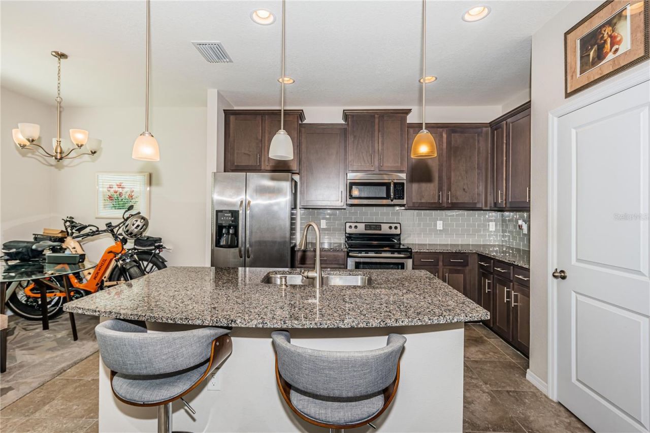 5225 5th Way N, Saint Petersburg, FL 33703 Photo