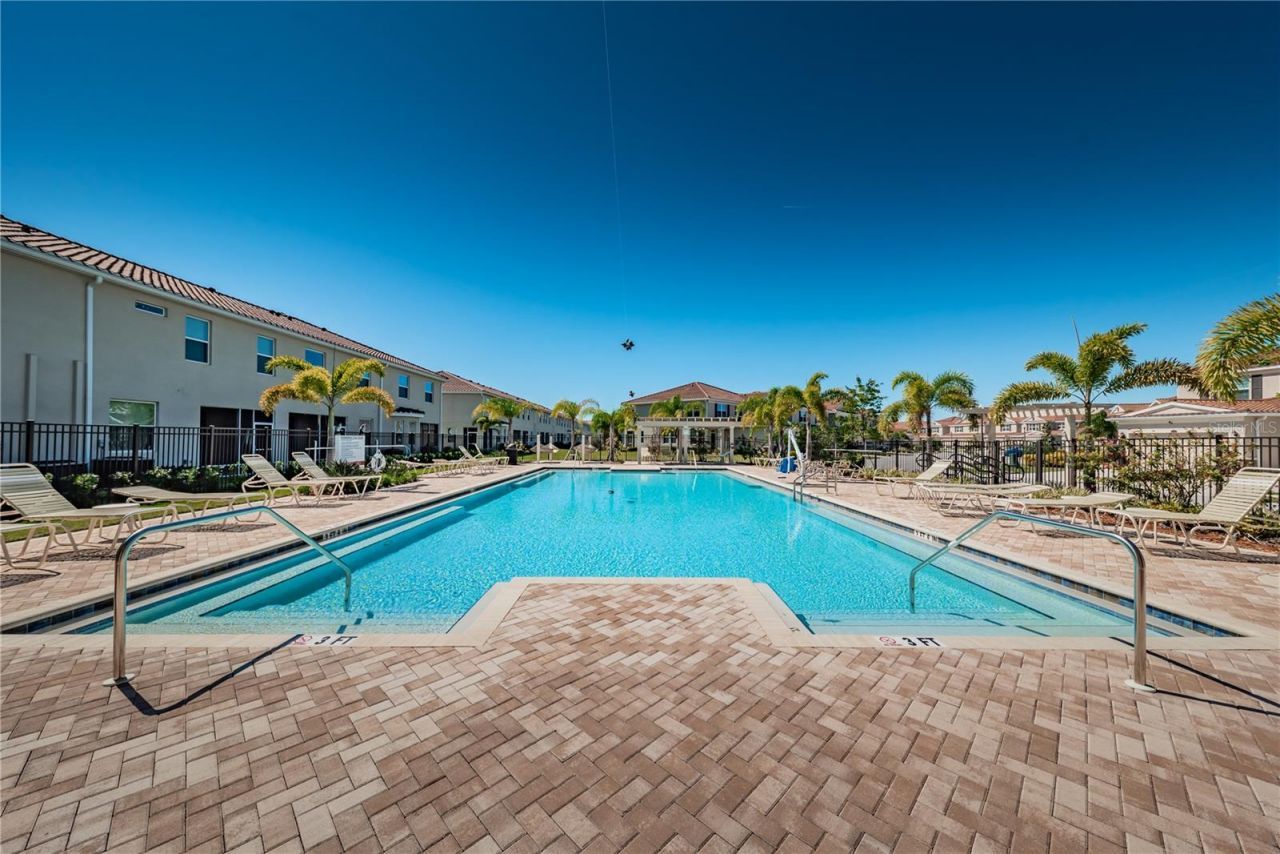 5225 5th Way N, Saint Petersburg, FL 33703 Photo