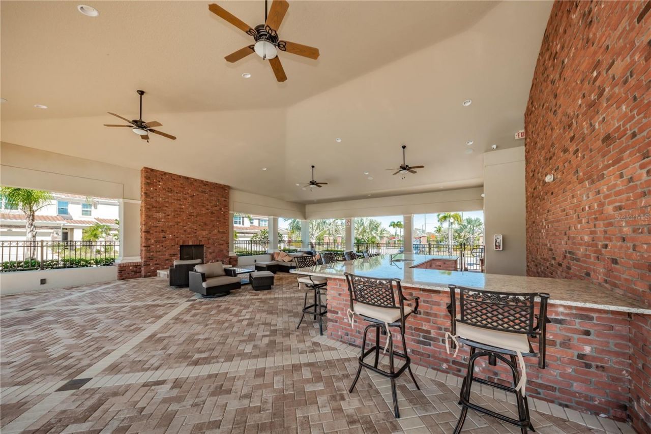 5225 5th Way N, Saint Petersburg, FL 33703 Photo