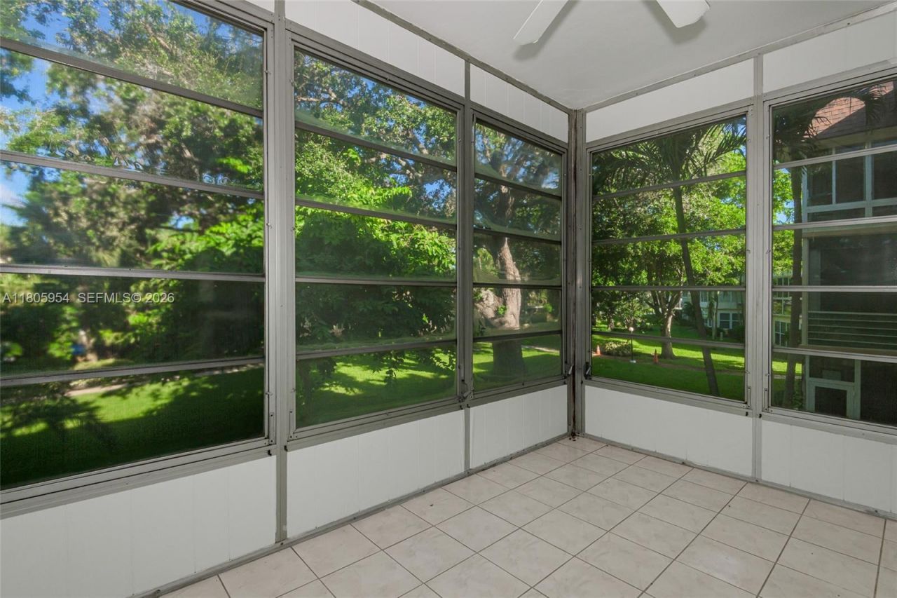 5141 W Oakland Park Blvd, Unit 210, Lauderdale Lakes, FL 33313 Photo