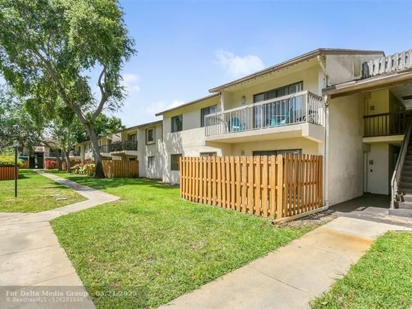 3402 Gardens East Drive, Unit 14B, Palm Beach Gardens, FL 33410