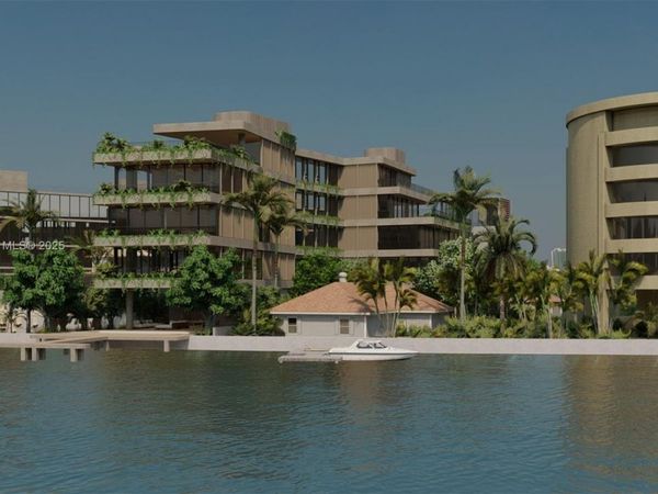 8-10 Century Ln, Miami Beach, FL 33139