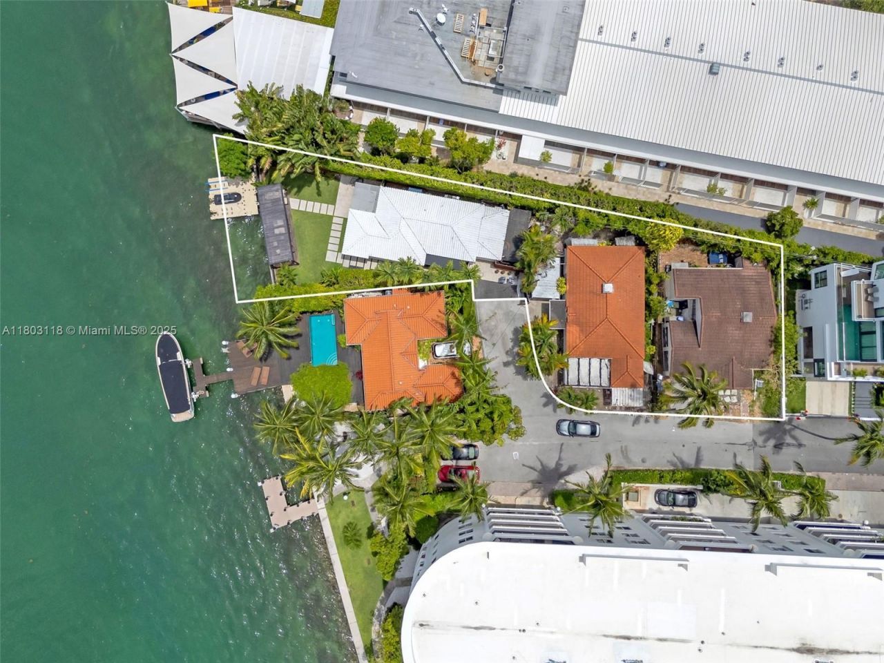 8-10 Century Ln, Miami Beach, FL 33139 Photo