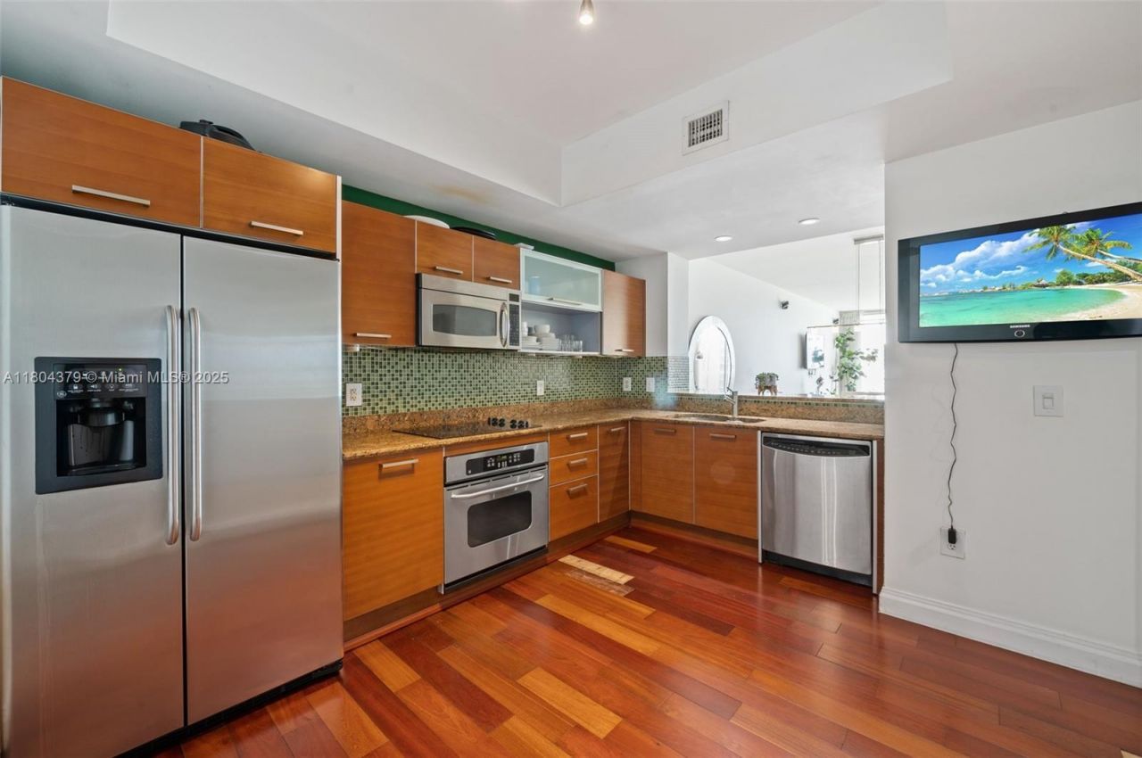 3330 NE 190th St, Unit 717, Aventura, FL 33180 Photo