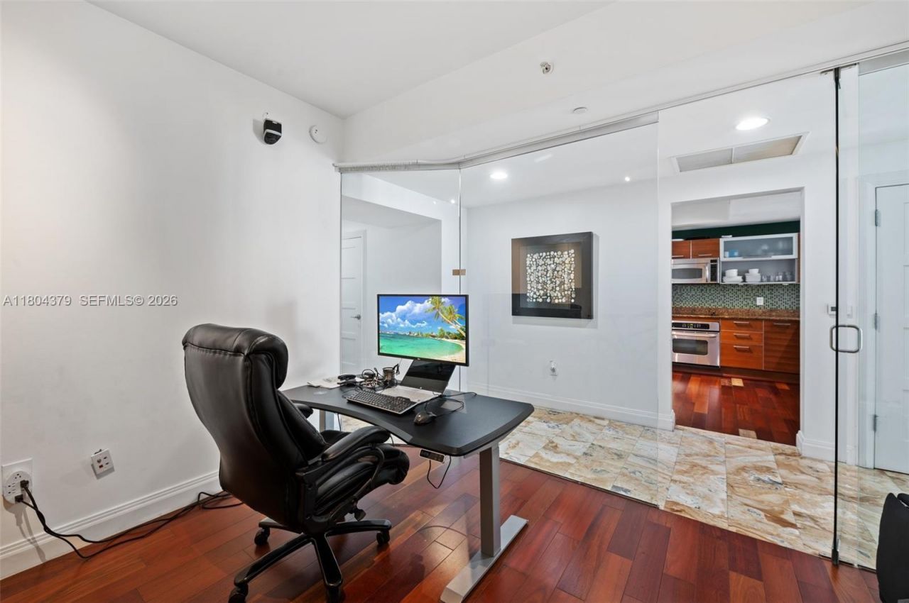 3330 NE 190th St, Unit 717, Aventura, FL 33180 Photo