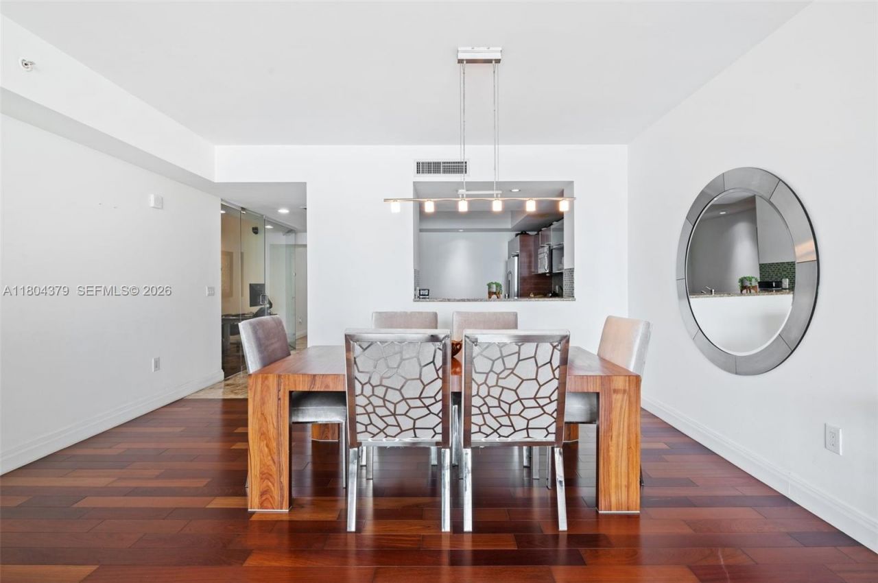 3330 NE 190th St, Unit 717, Aventura, FL 33180 Photo