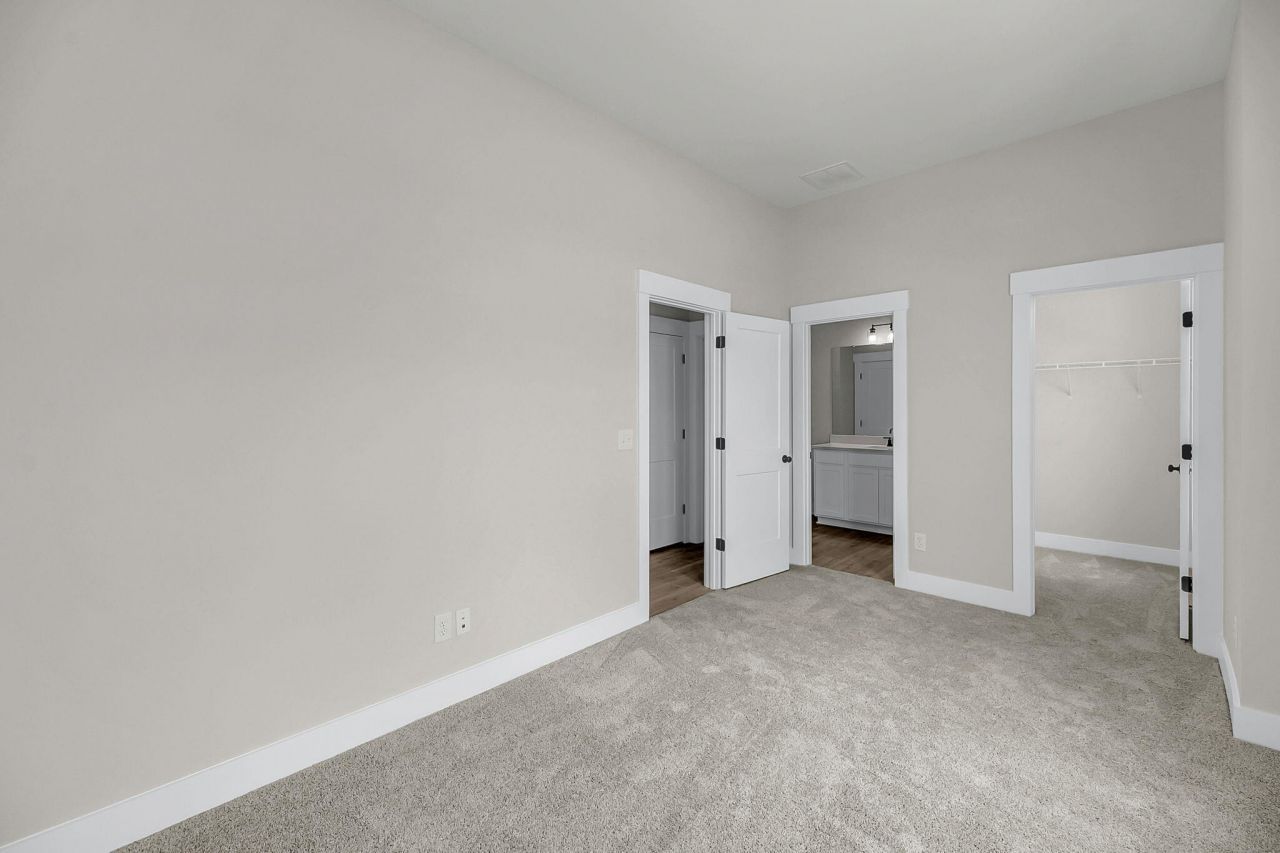 340 Trailmore Lane Photo 14