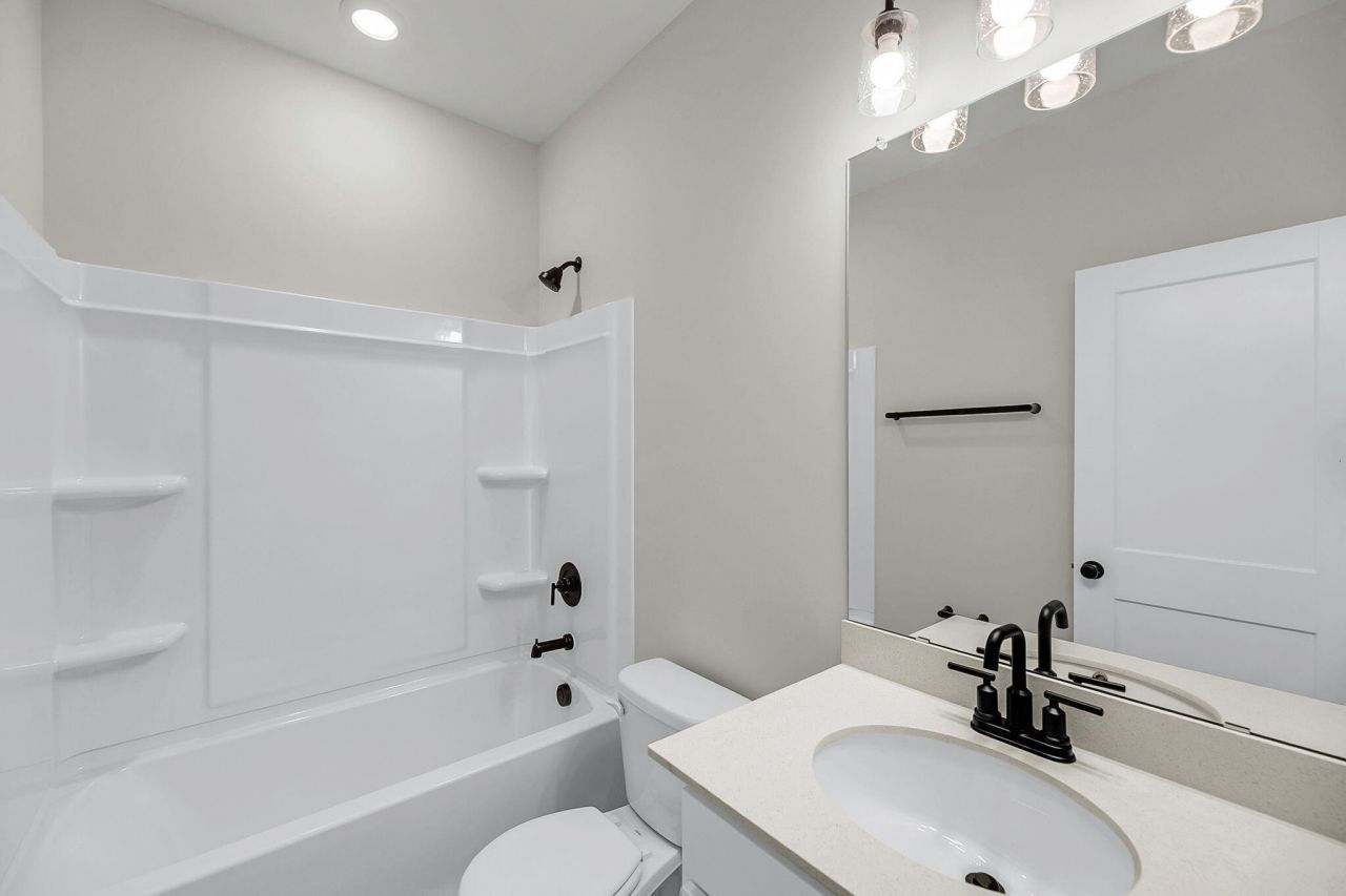 340 Trailmore Lane Photo 16