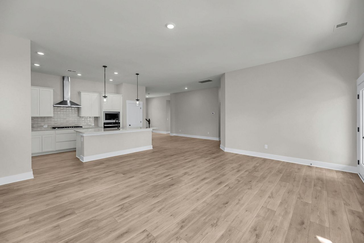 340 Trailmore Lane Photo 5