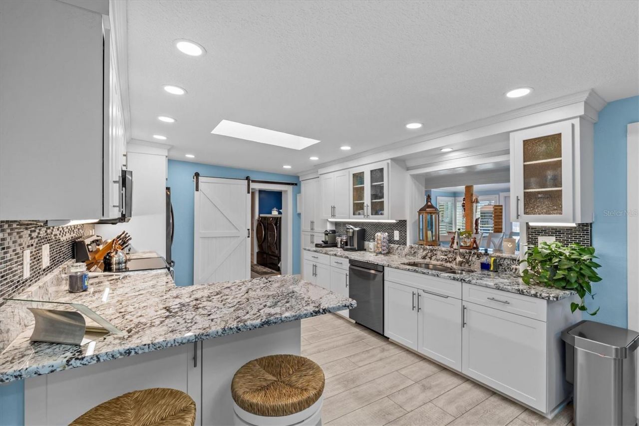 4387 6th Isle Drive, Hernando Beach, FL 34607 Photo