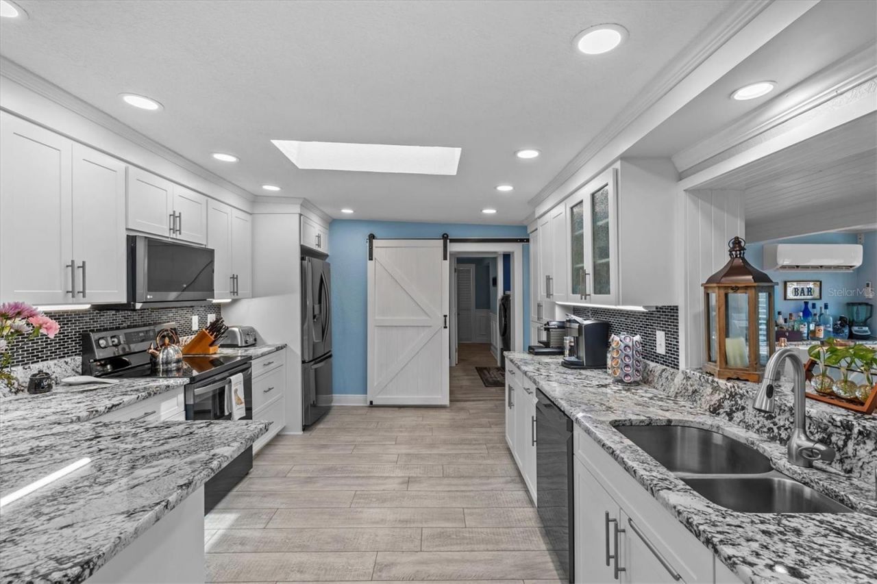 4387 6th Isle Drive, Hernando Beach, FL 34607 Photo