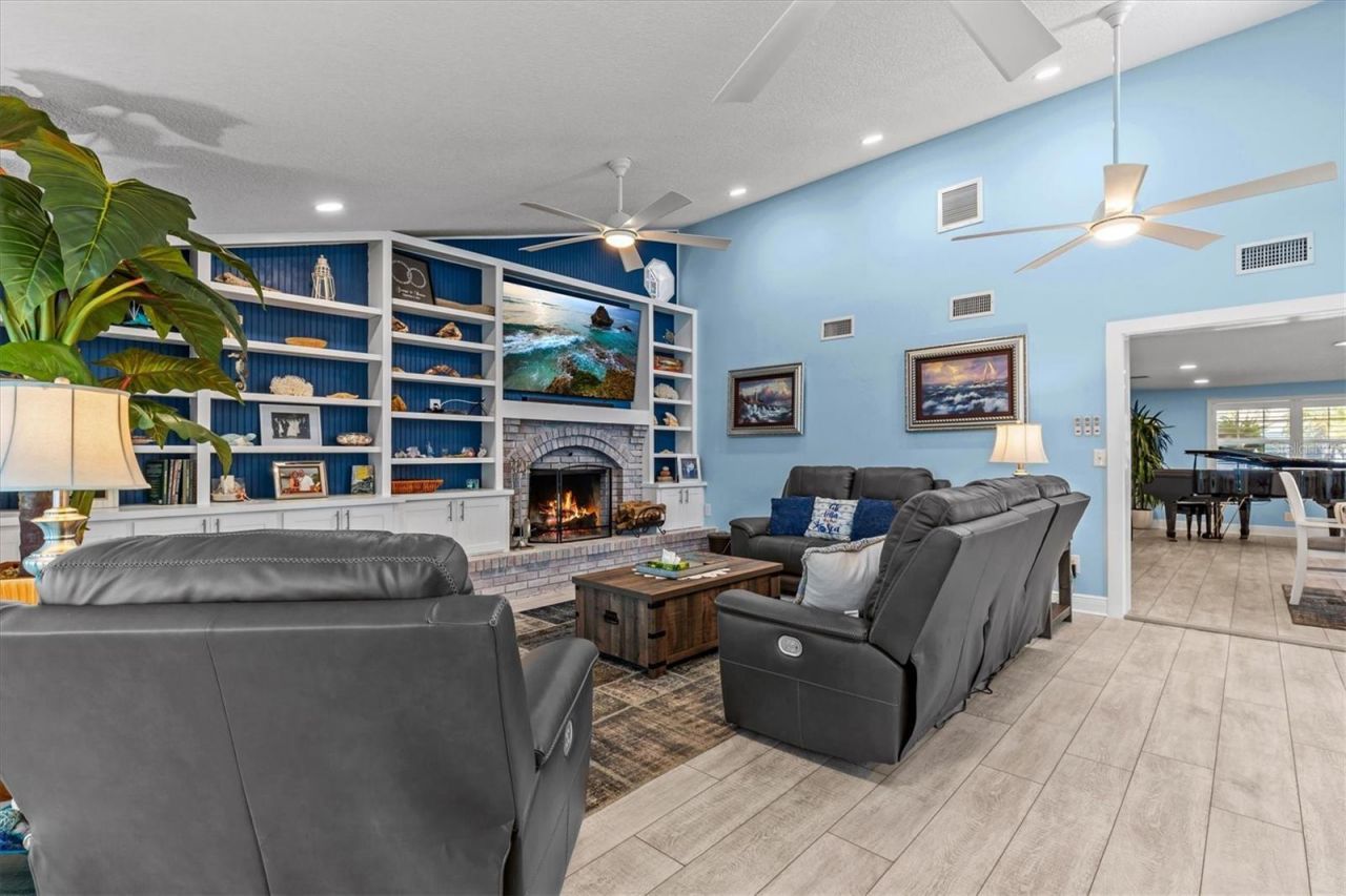 4387 6th Isle Drive, Hernando Beach, FL 34607 Photo