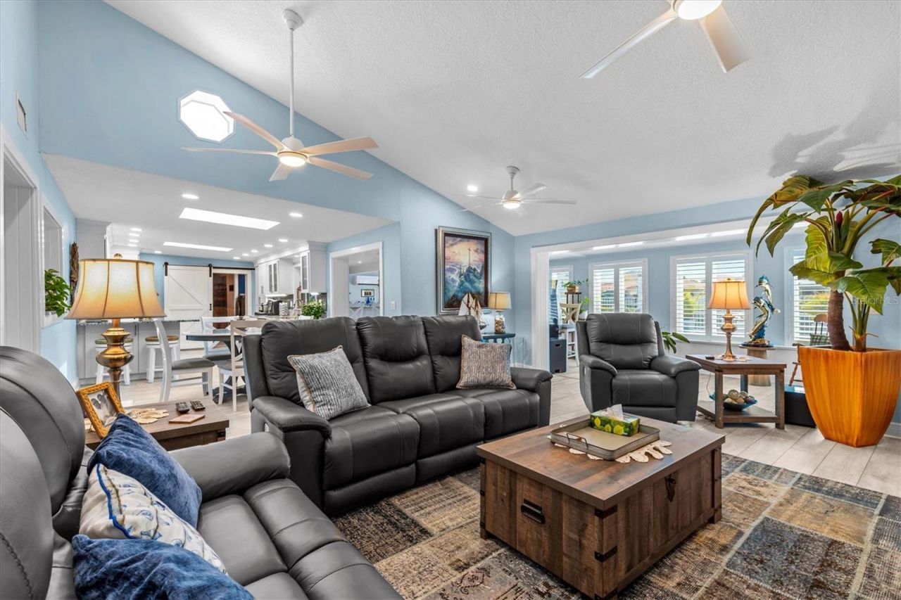 4387 6th Isle Drive, Hernando Beach, FL 34607 Photo