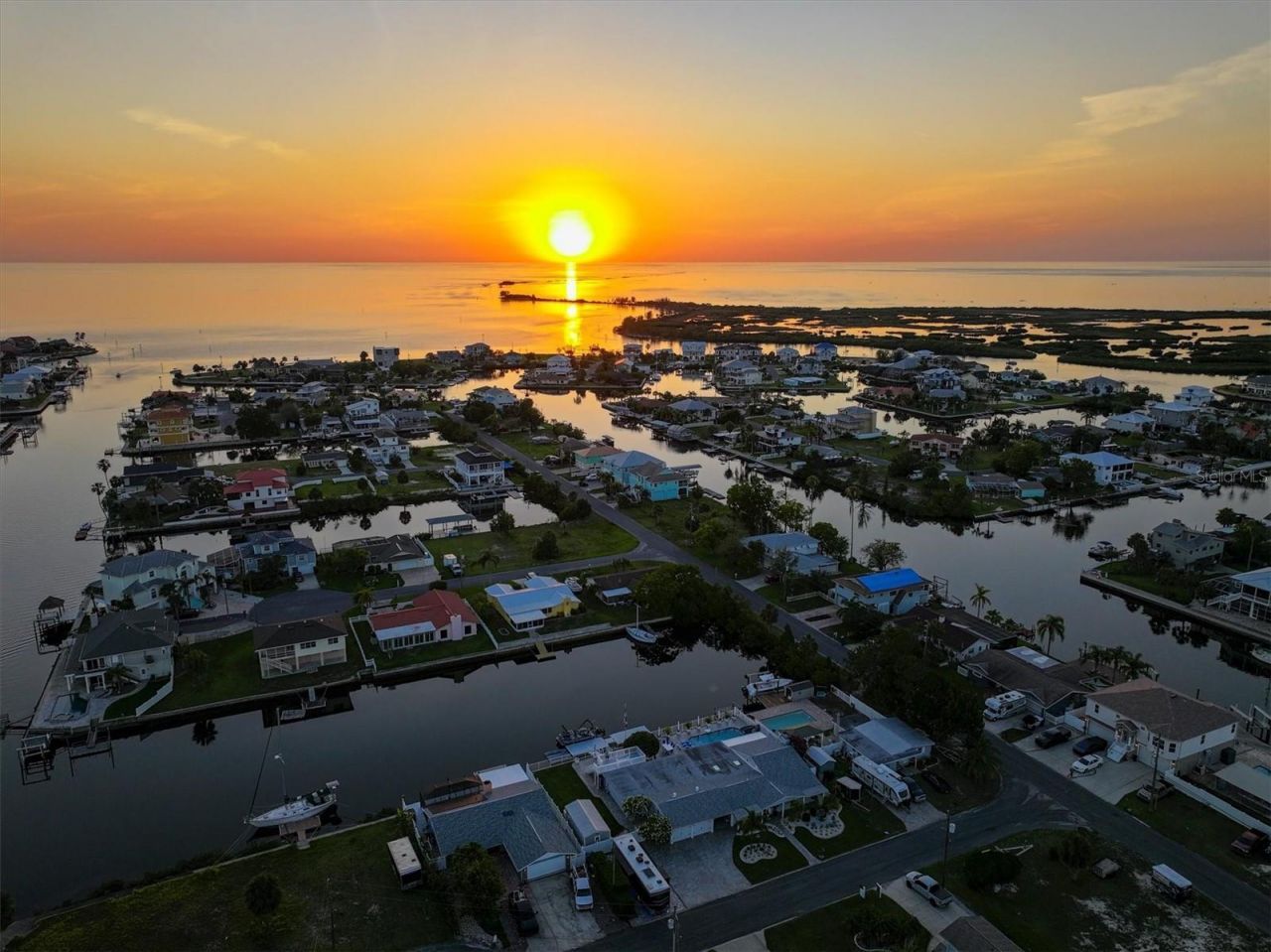 4387 6th Isle Drive, Hernando Beach, FL 34607 Photo