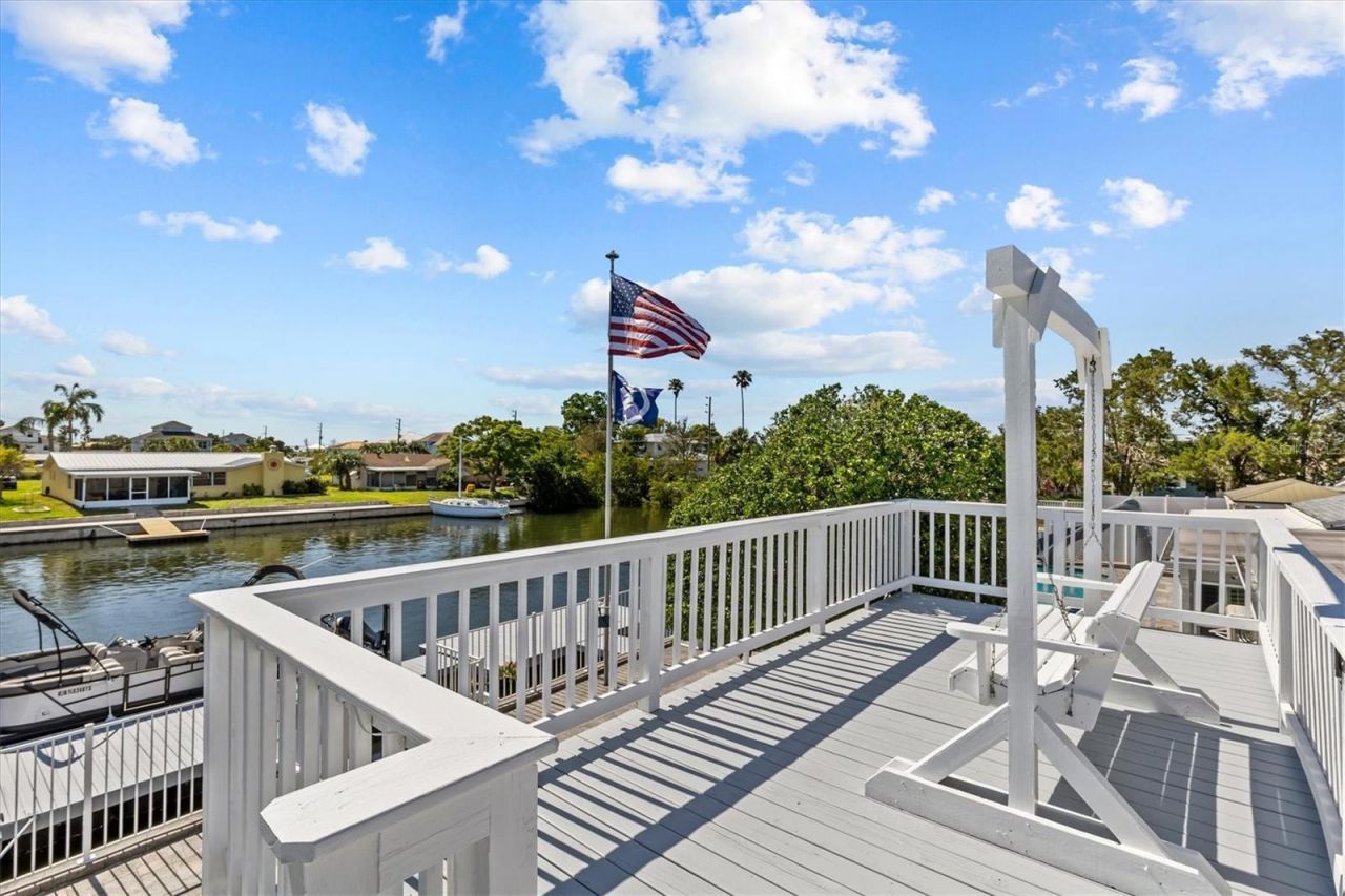 4387 6th Isle Drive, Hernando Beach, FL 34607 Photo