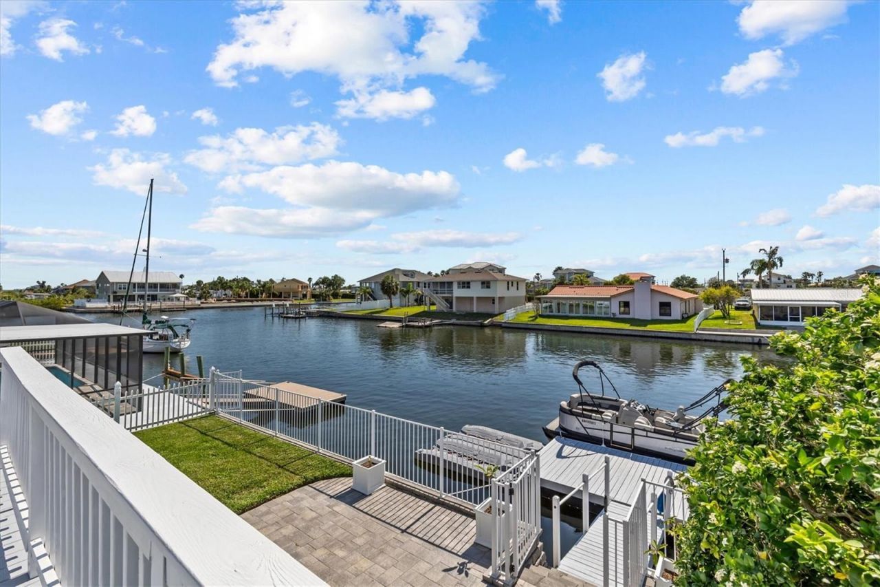 4387 6th Isle Drive, Hernando Beach, FL 34607 Photo