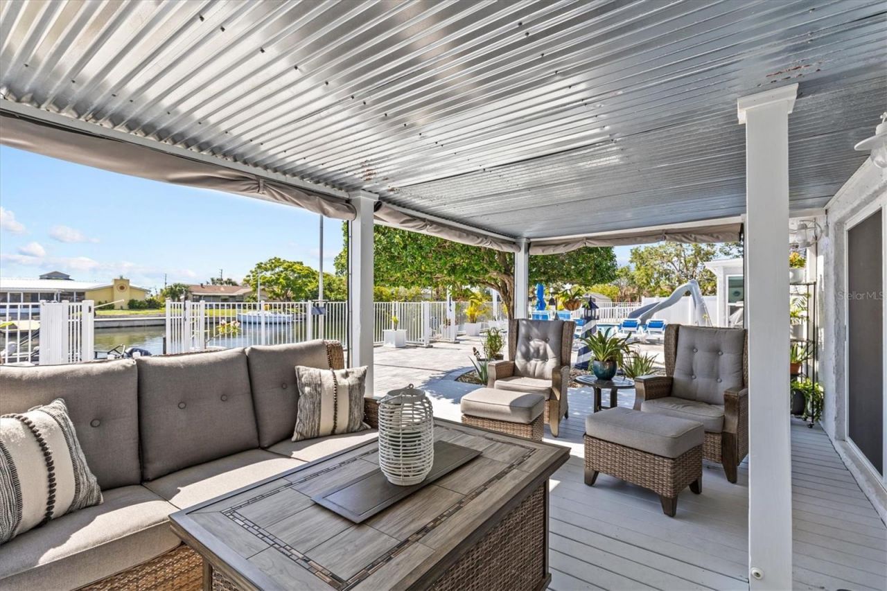 4387 6th Isle Drive, Hernando Beach, FL 34607 Photo