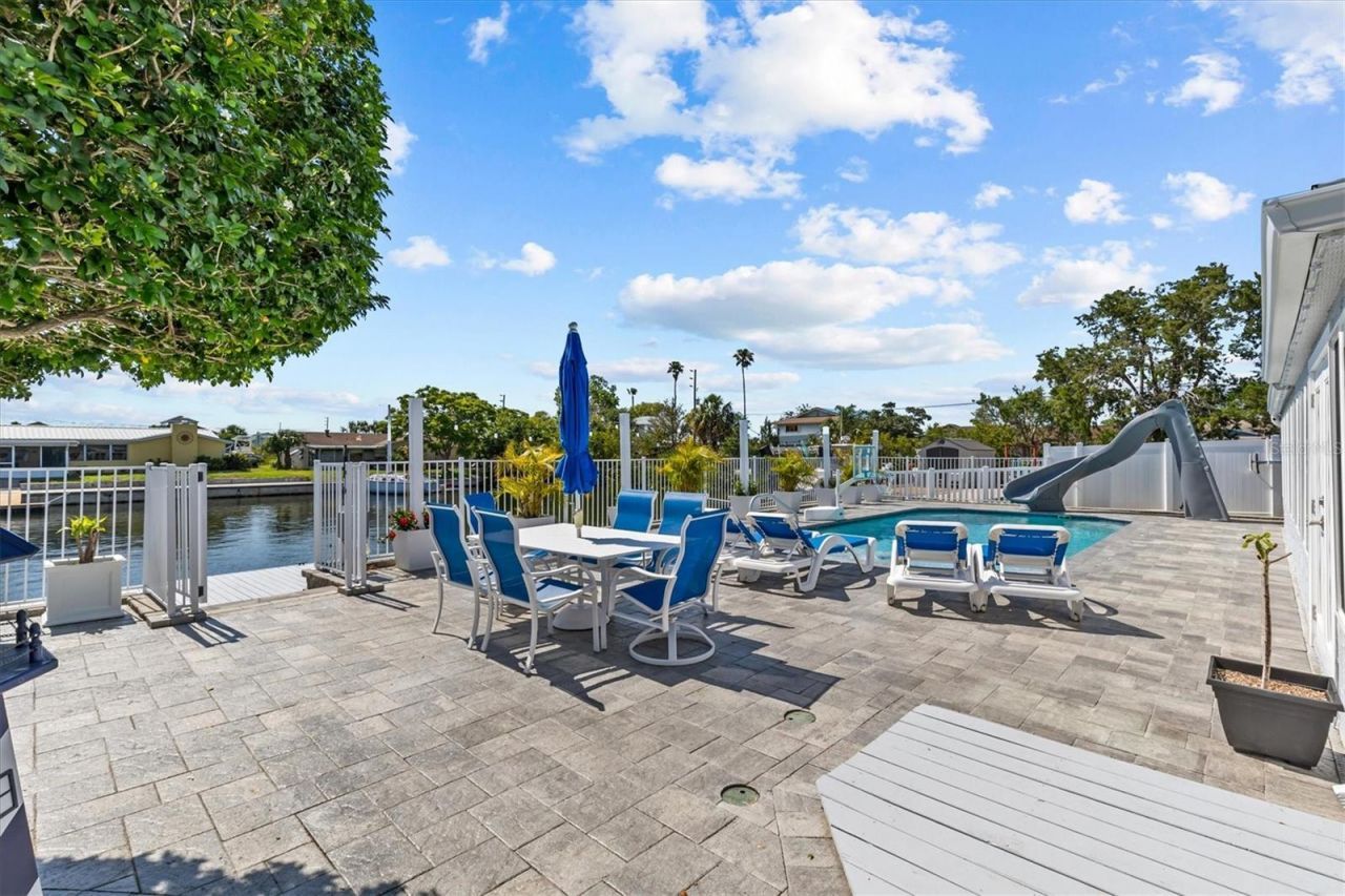 4387 6th Isle Drive, Hernando Beach, FL 34607 Photo