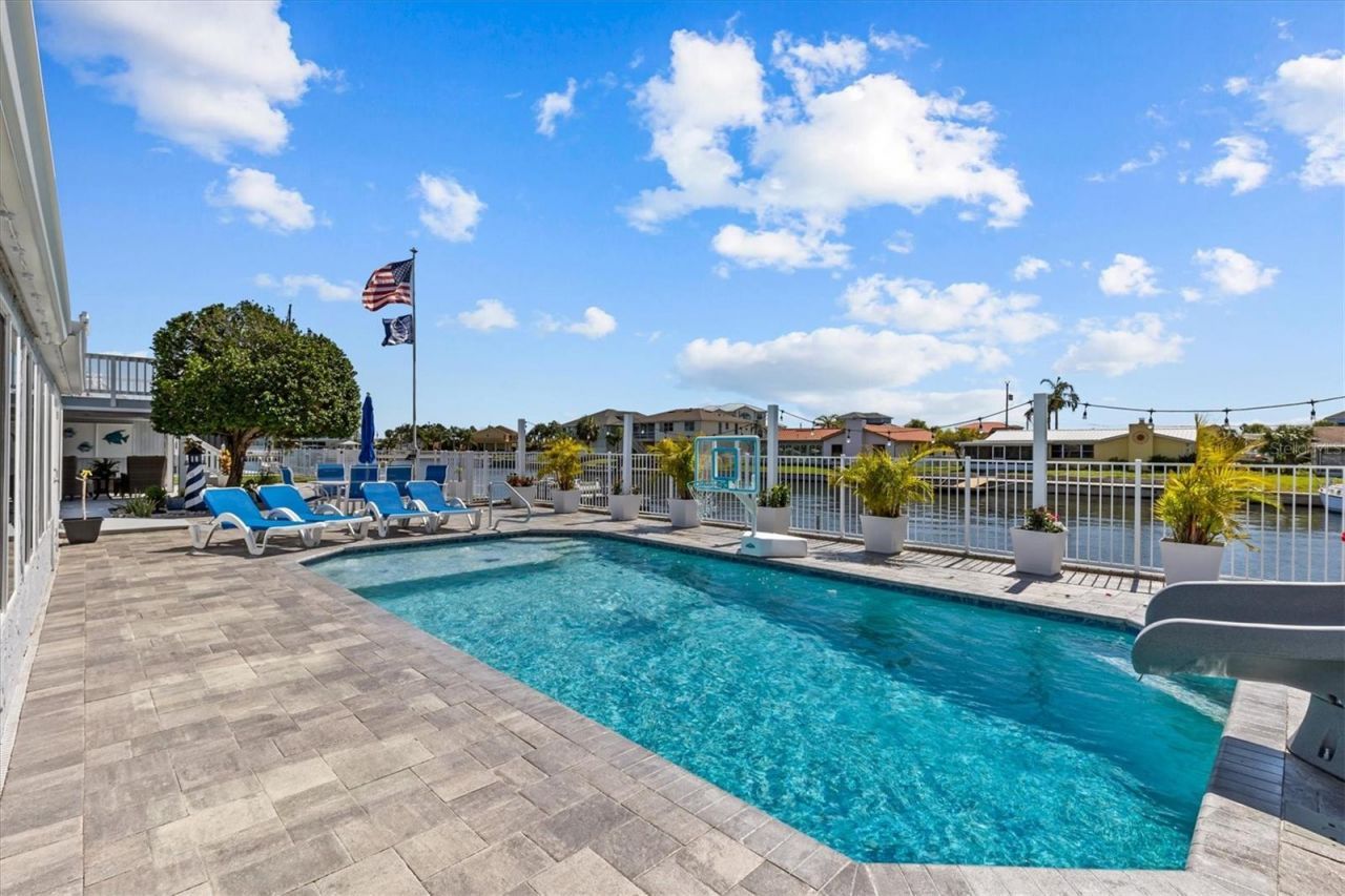 4387 6th Isle Drive, Hernando Beach, FL 34607 Photo