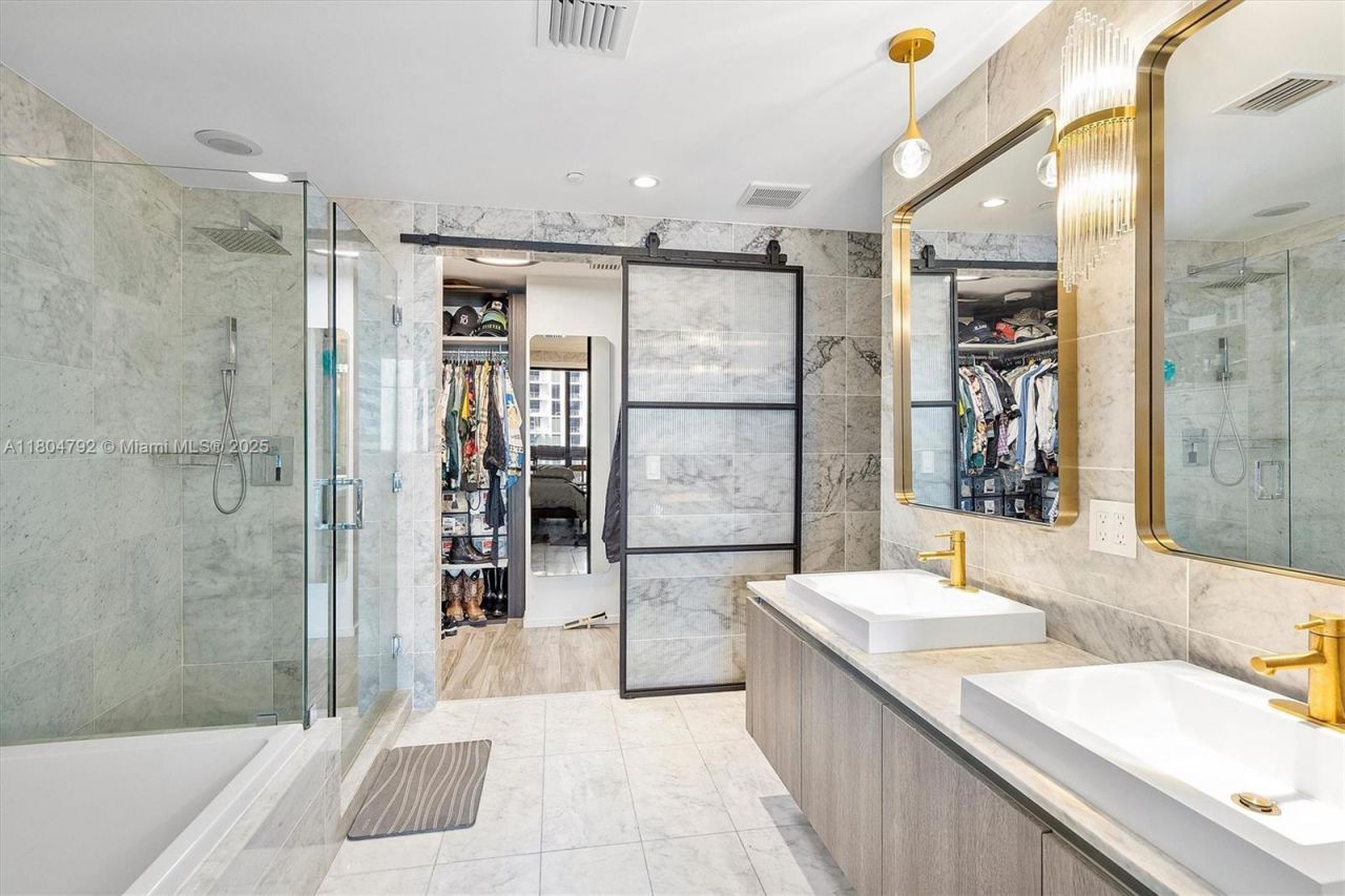 801 S Miami Ave, Unit 3510, Miami, FL 33130 Photo