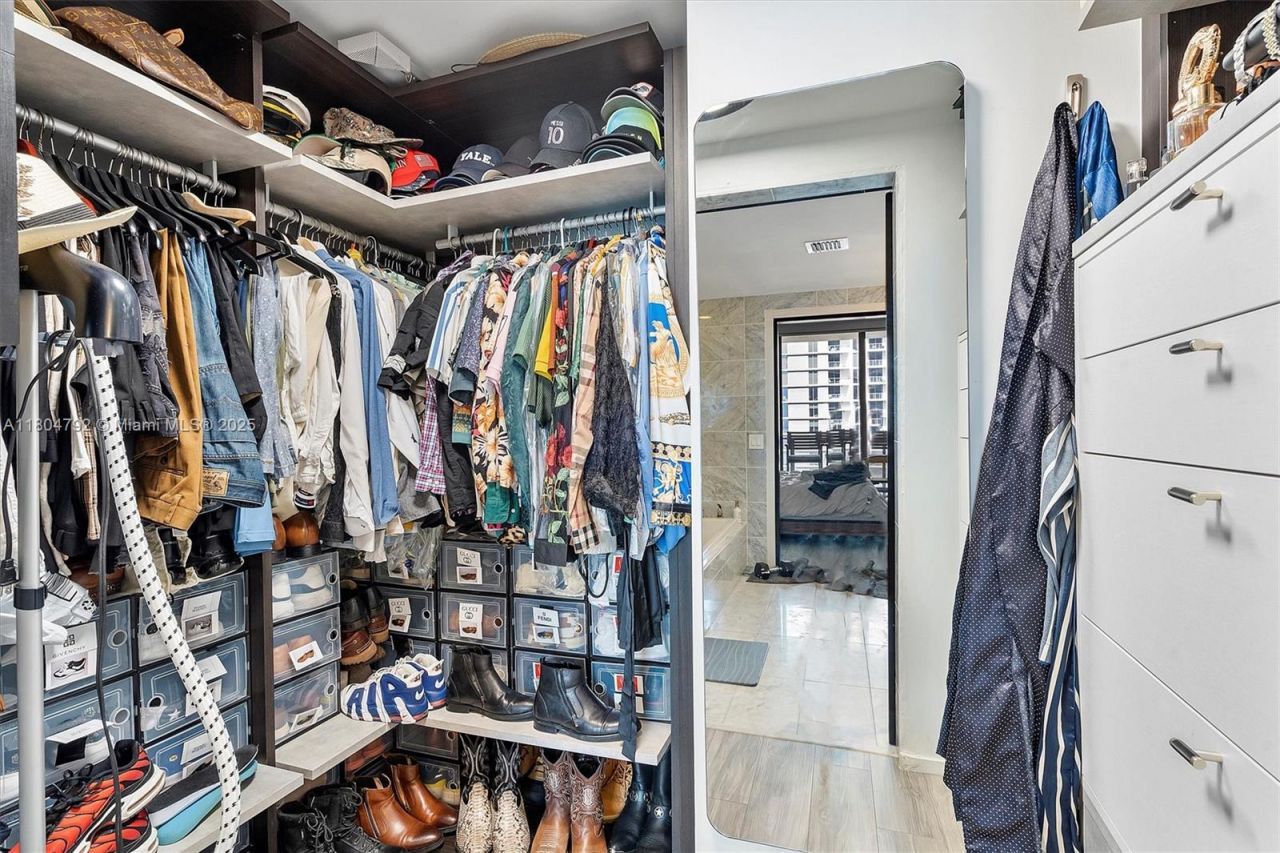 801 S Miami Ave, Unit 3510, Miami, FL 33130 Photo