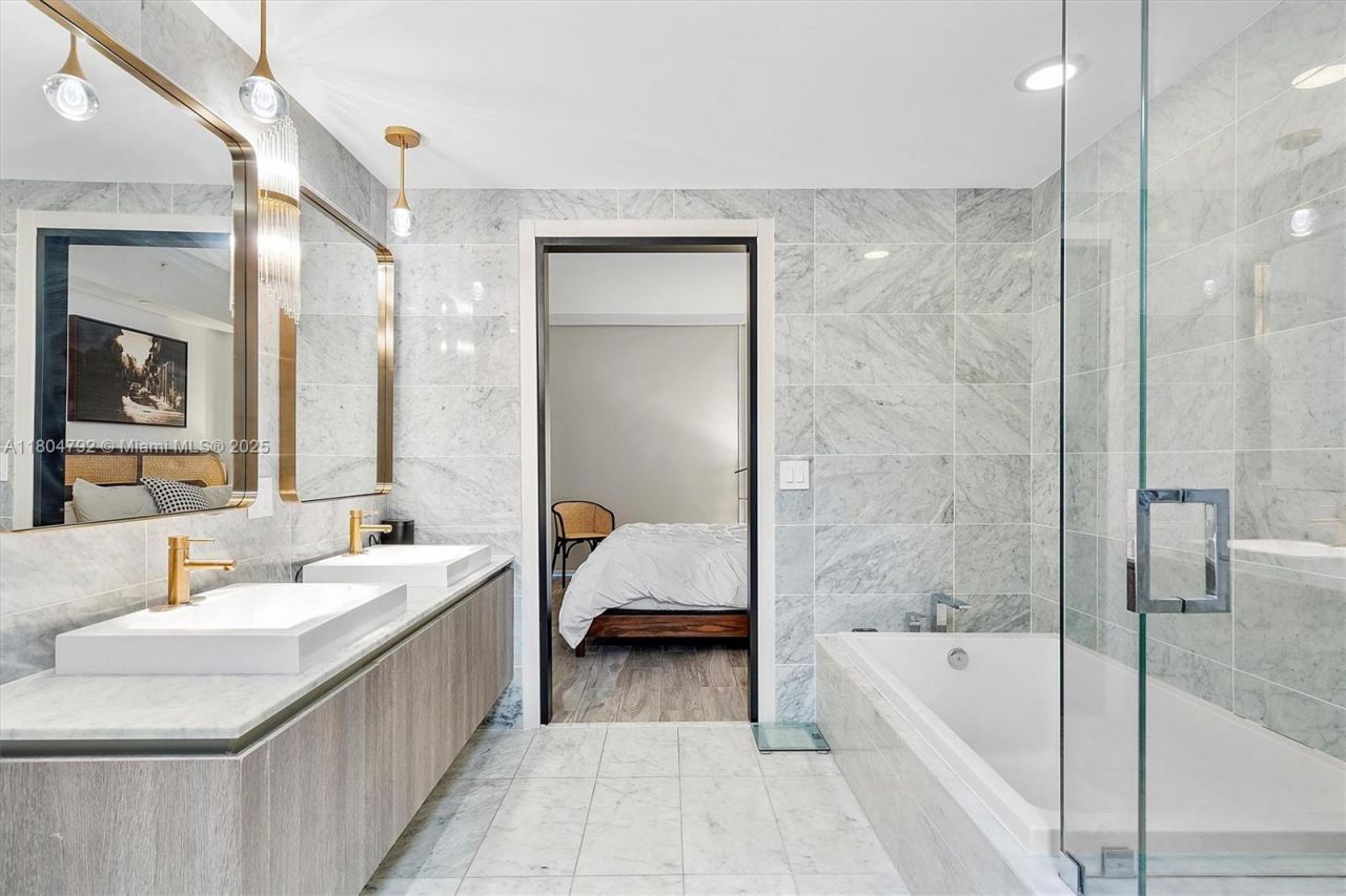 801 S Miami Ave, Unit 3510, Miami, FL 33130 Photo