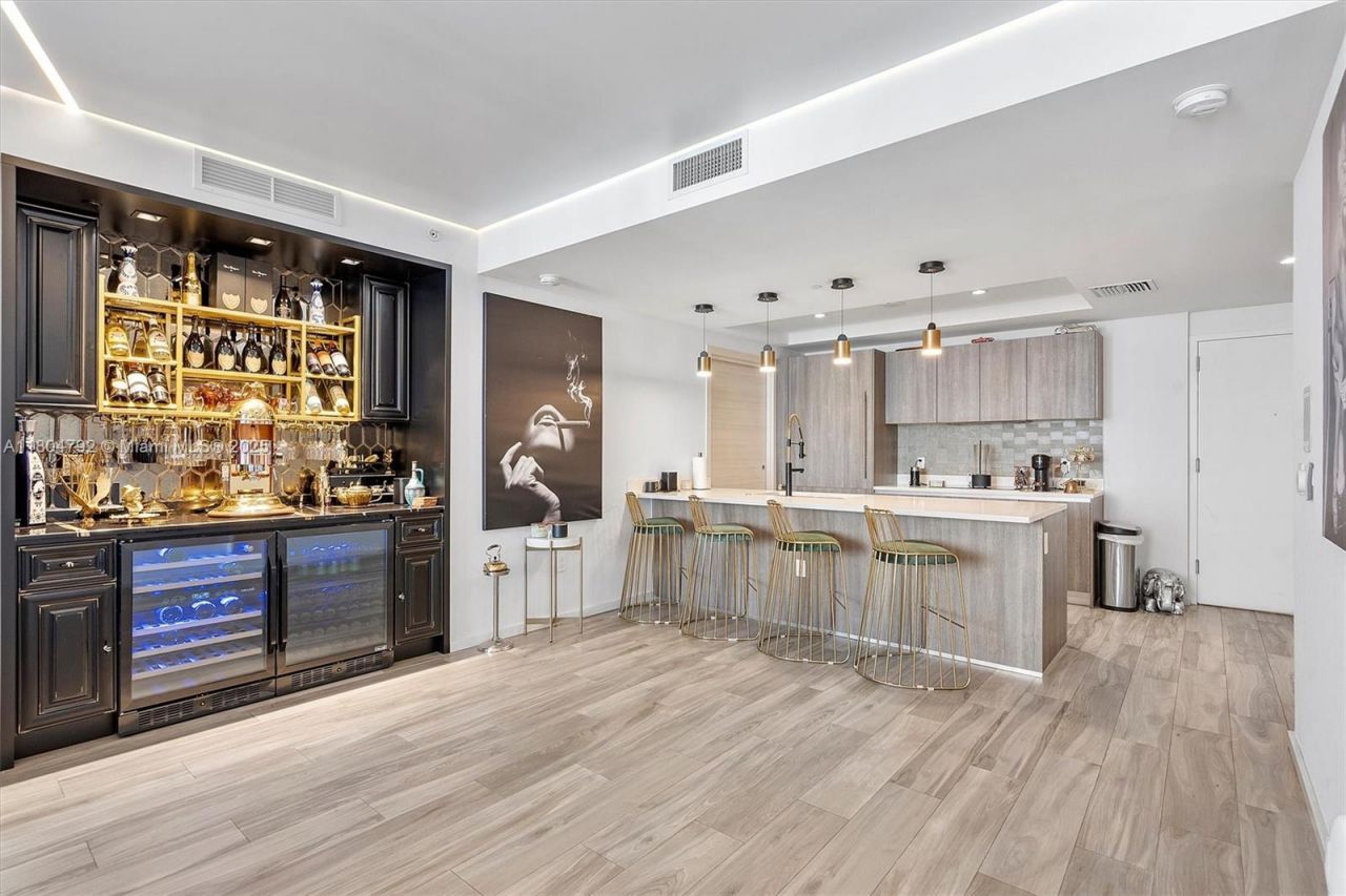 801 S Miami Ave, Unit 3510, Miami, FL 33130 Photo