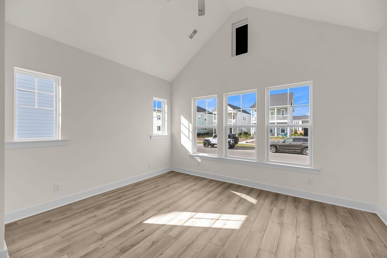 336 Trailmore Lane Photo 11