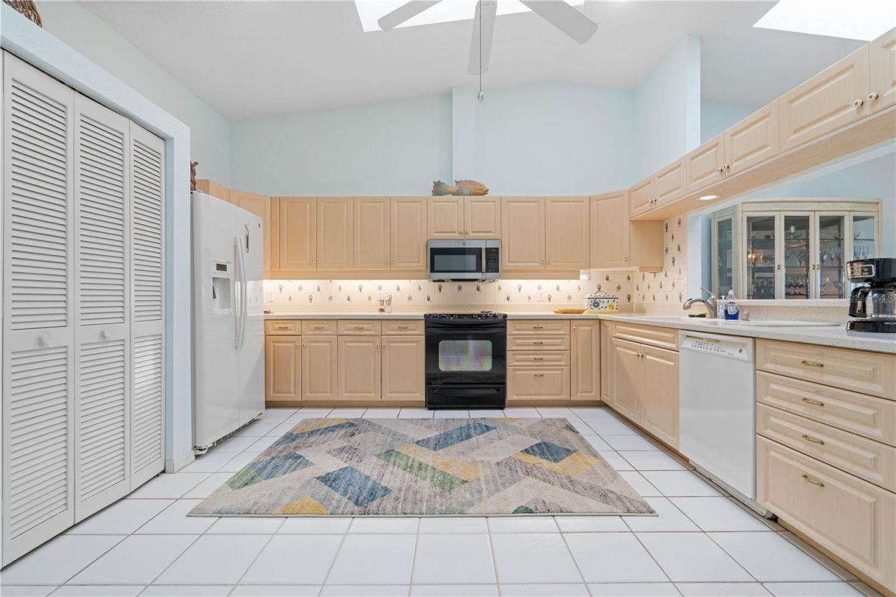 2521 W Marion Avenue, Unit 912, Punta Gorda, FL 33950 Photo