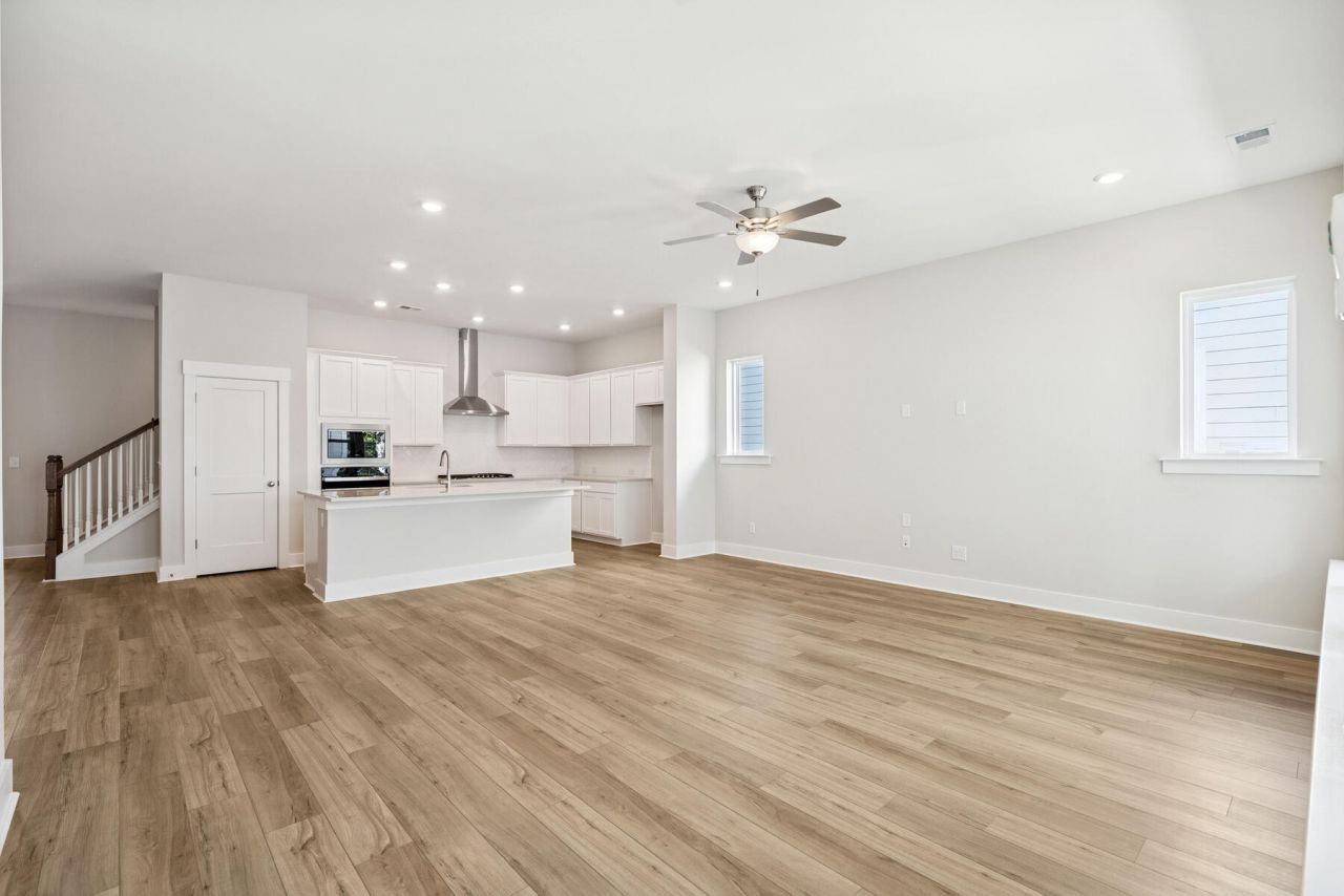 324 Trailmore Lane Photo 10