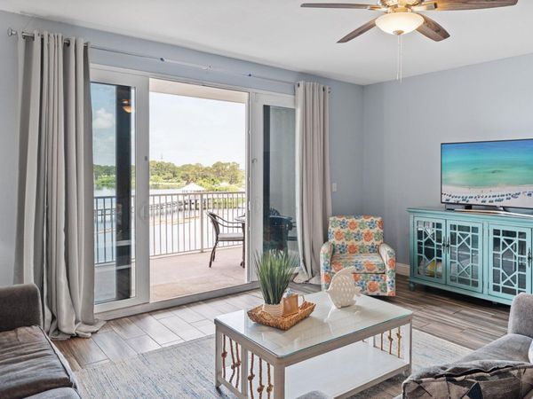 9902 S Thomas Drive, UNIT 335, Panama City Beach, FL 32408