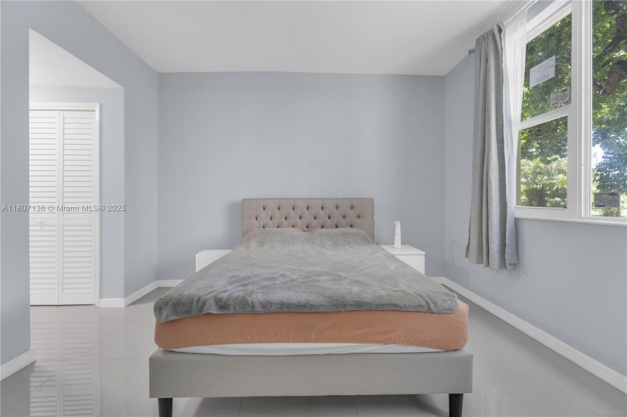 4400 Hillcrest Dr, Unit 107A, Hollywood, FL 33021 Photo