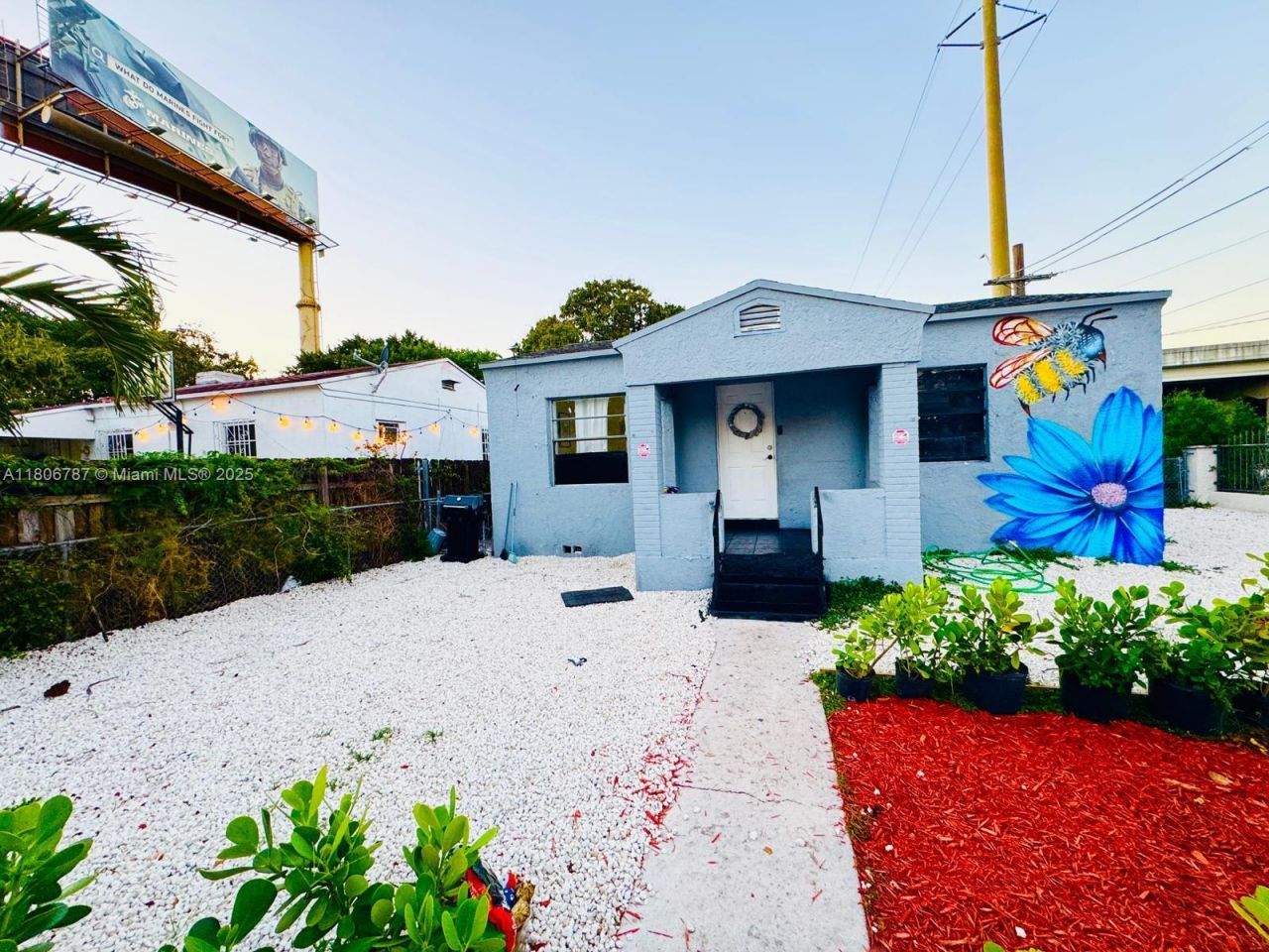 301 NW 37th St, Miami, FL 33127 Photo