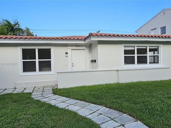 3621 Ponce De Leon Blvd, Coral Gables, FL 33134