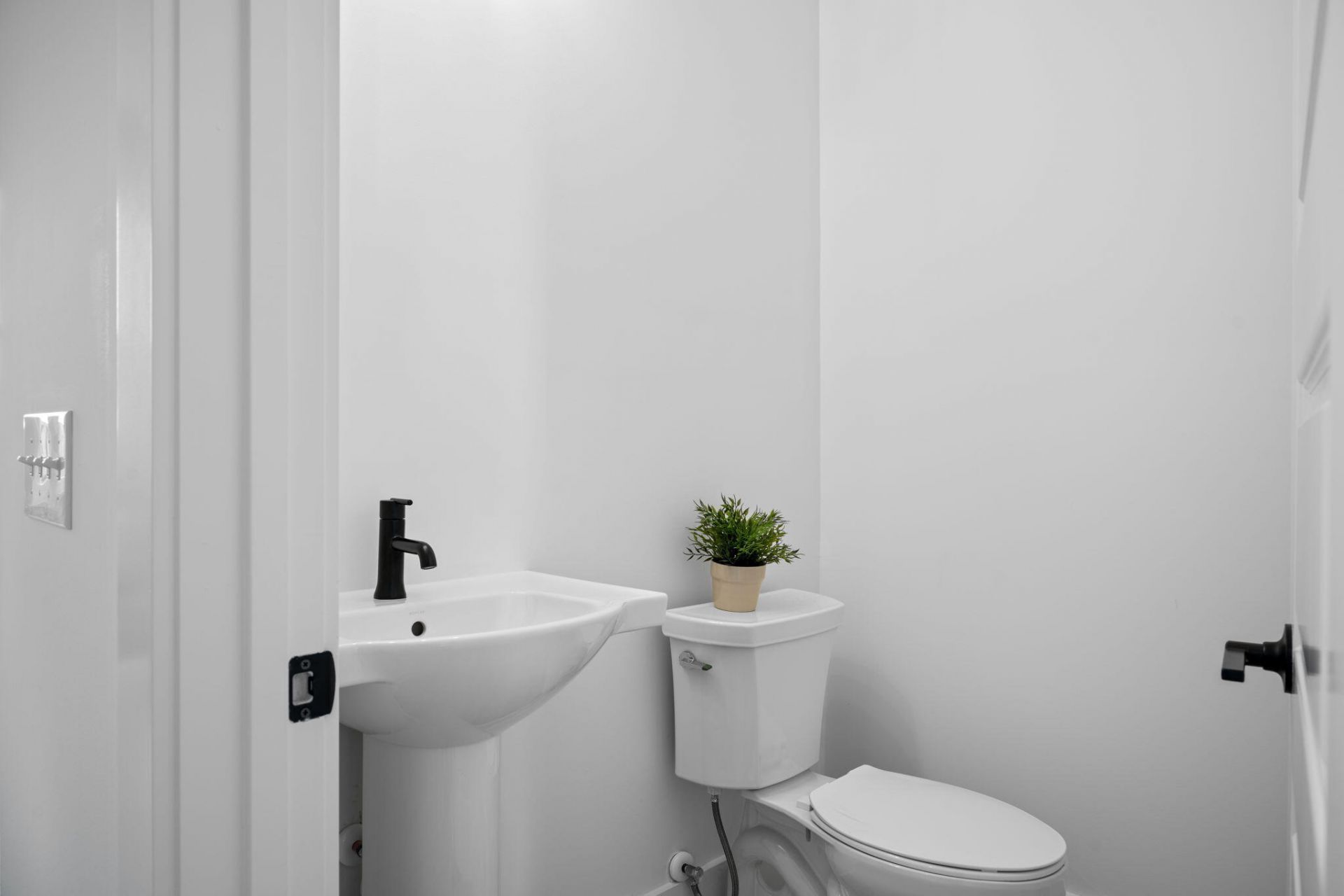 405 Oak Hammock Court Photo 18