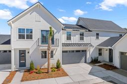 405 Oak Hammock Court photo 4