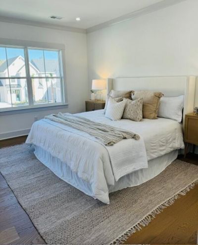 405 Oak Hammock Court Photo 4