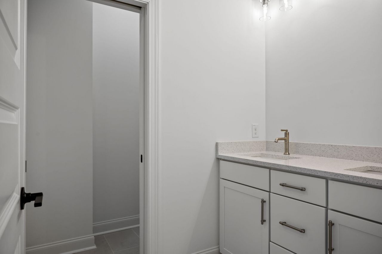 405 Oak Hammock Court Photo 41