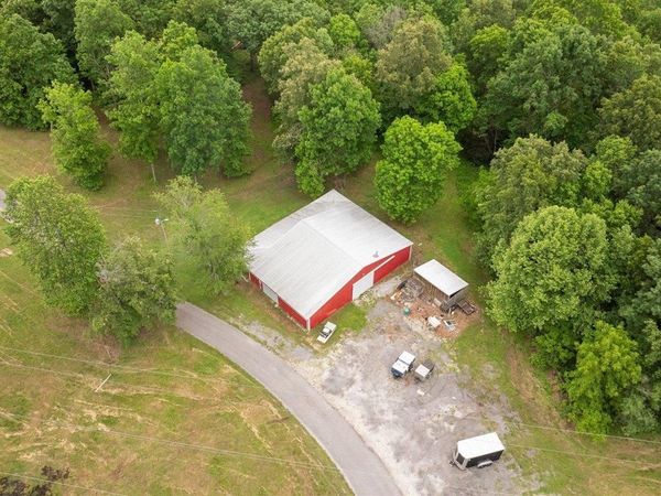 318 Gaddie Cottrell Road, Bonnieville, KY 42713