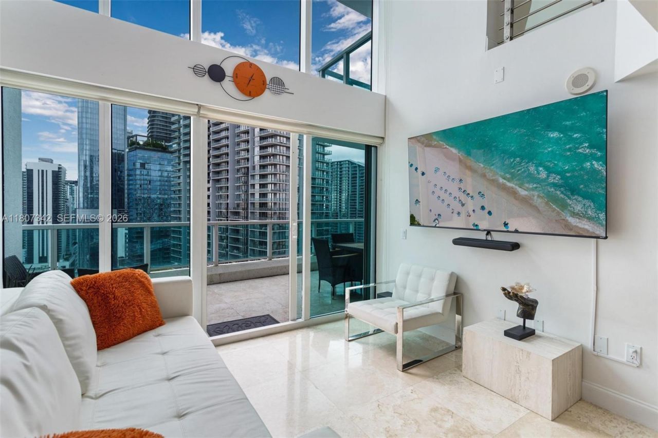 41 SE 5th St, Unit 2008, Miami, FL 33131 Photo