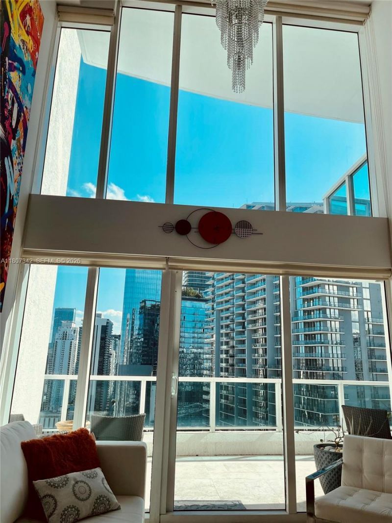 41 SE 5th St, Unit 2008, Miami, FL 33131 Photo