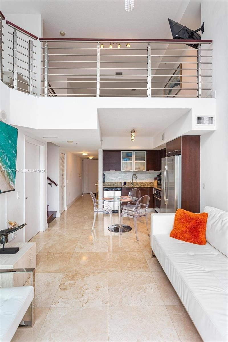 41 SE 5th St, Unit 2008, Miami, FL 33131 Photo