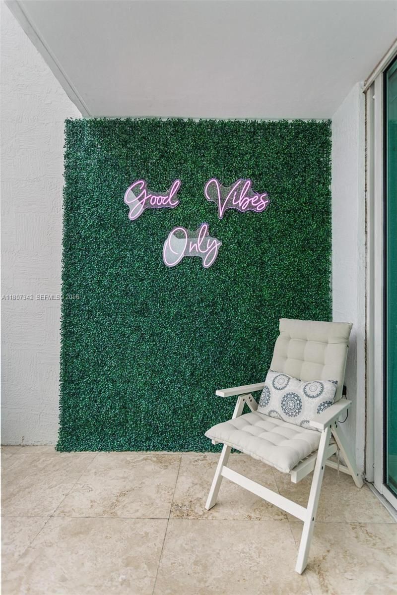 41 SE 5th St, Unit 2008, Miami, FL 33131 Photo