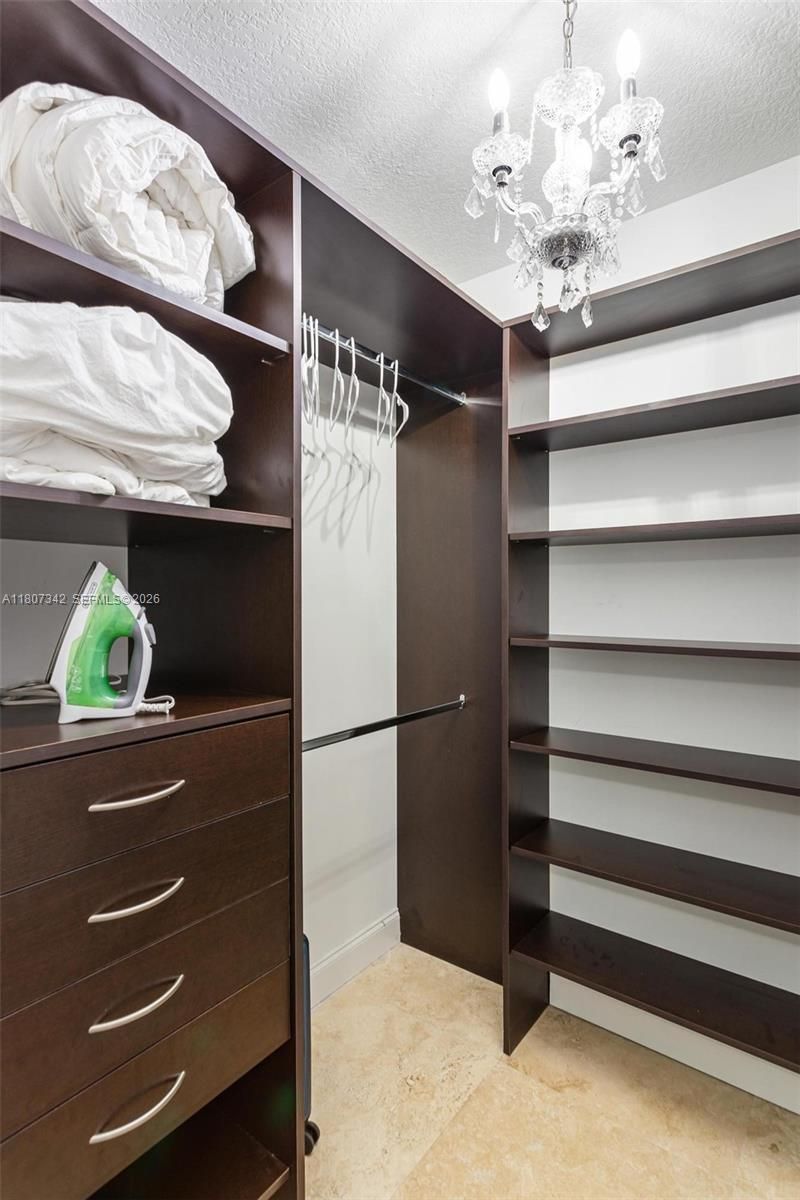 41 SE 5th St, Unit 2008, Miami, FL 33131 Photo