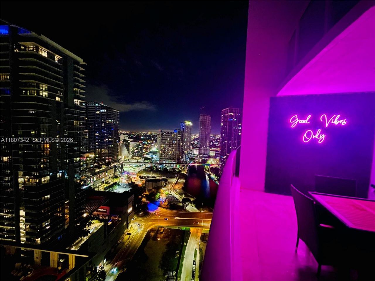 41 SE 5th St, Unit 2008, Miami, FL 33131 Photo