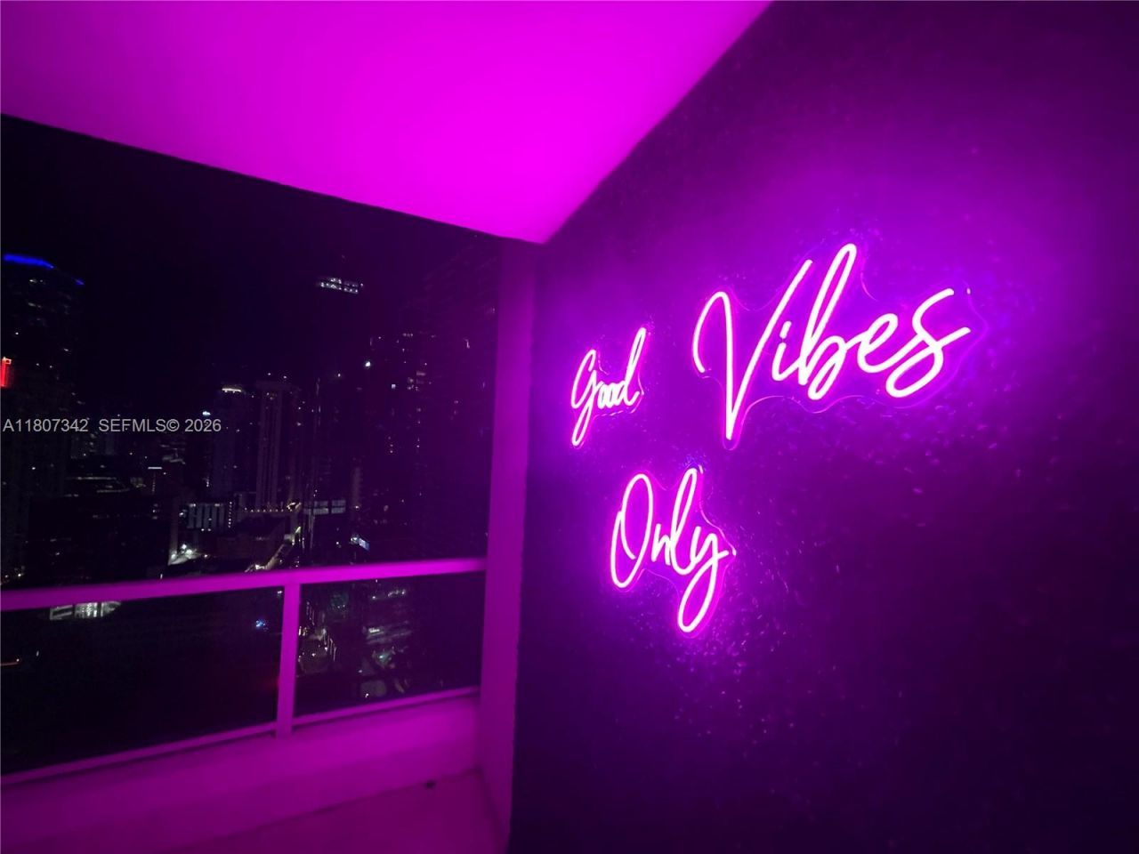 41 SE 5th St, Unit 2008, Miami, FL 33131 Photo