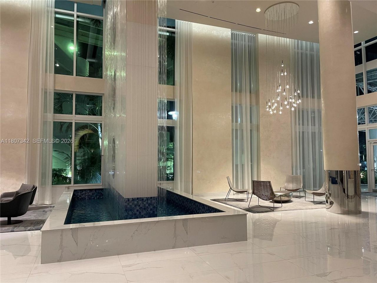 41 SE 5th St, Unit 2008, Miami, FL 33131 Photo