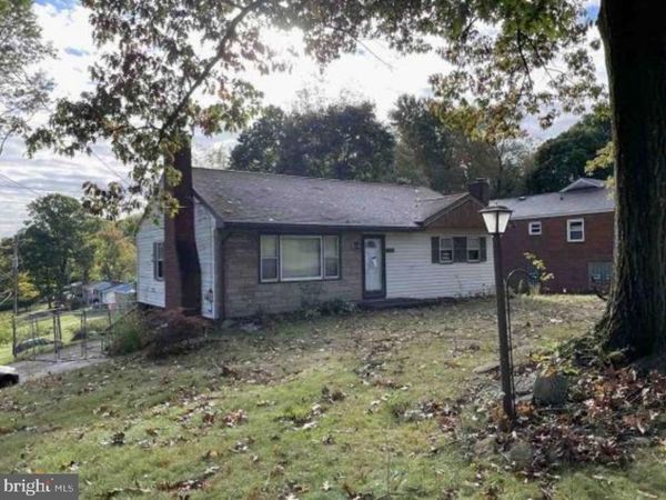 355 BARCLAY HILL ROAD, BEAVER, PA 15009