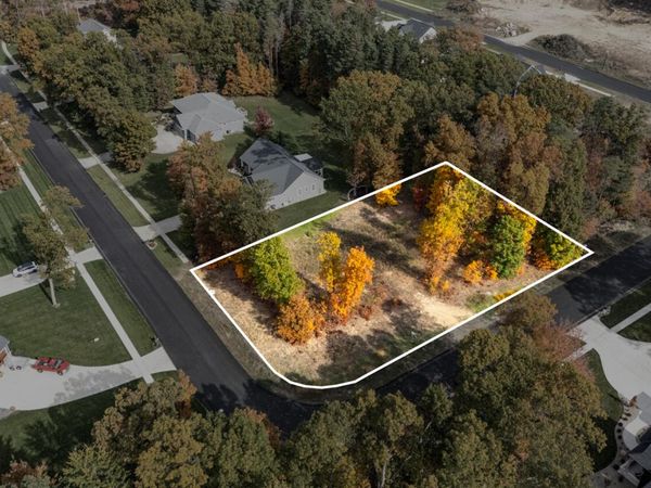 2109 Toscana Street, Kalamazoo, MI 49009